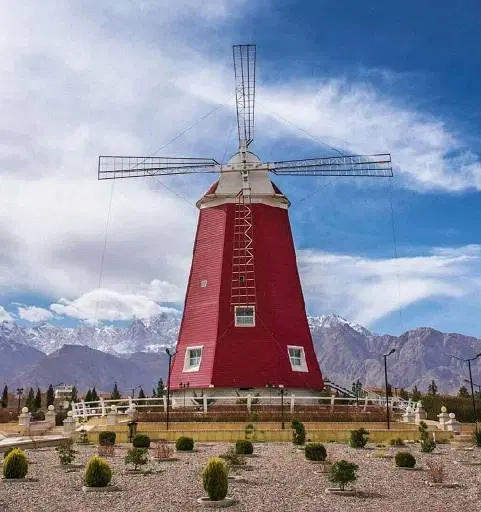 زمین هفت باغ دهکده ثامن روبه کوه جوپار