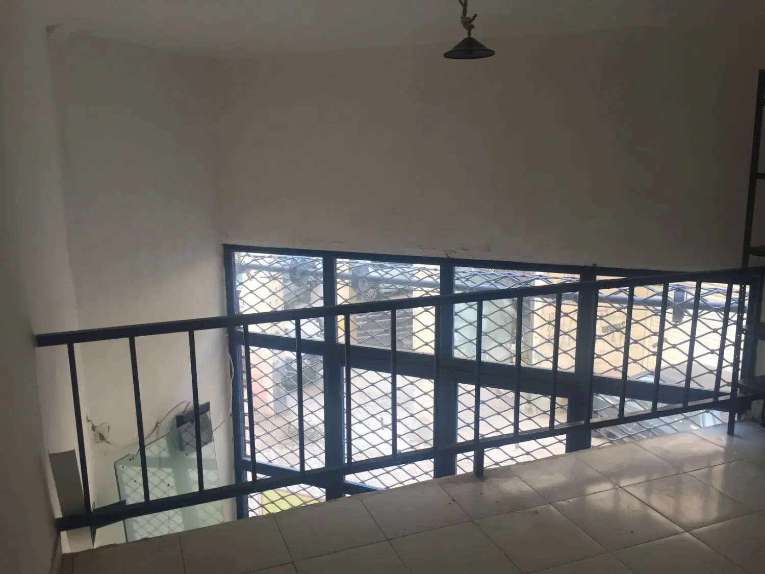 فروش مغازه۳۵متری با نیم‌طبقه شهرک‌صنعتی چهاردانگه