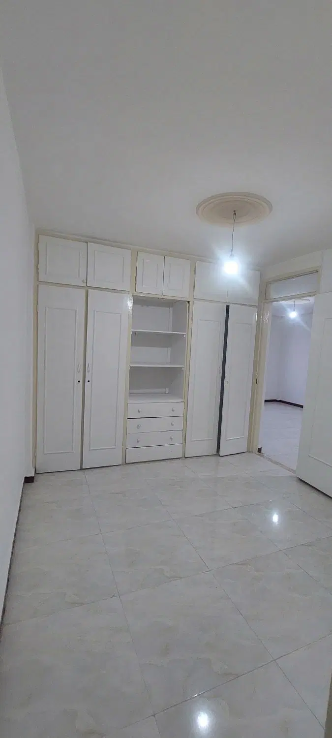 فروش57متر خوش نقشه و نورگیر