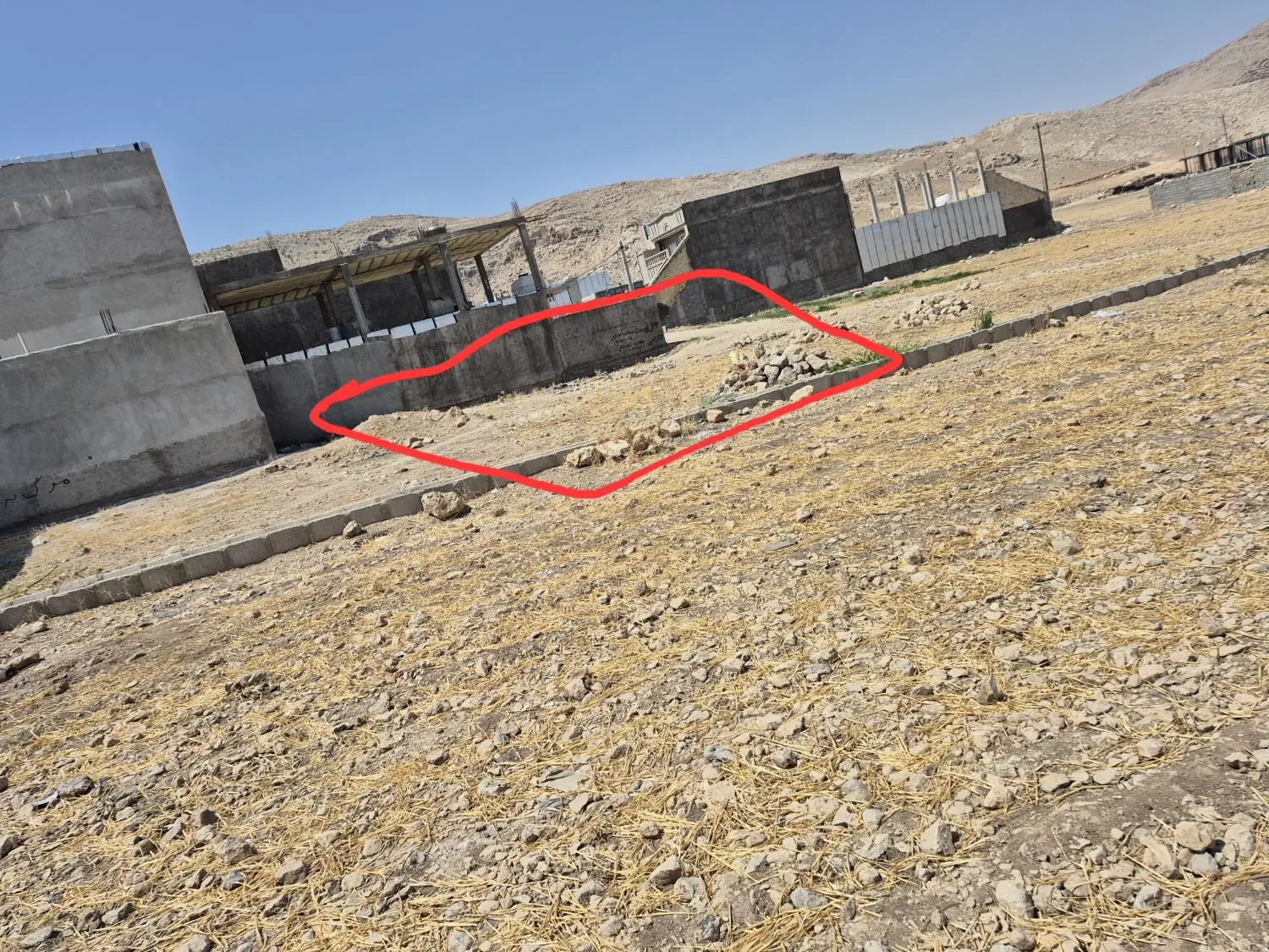 زمین مسکونی
