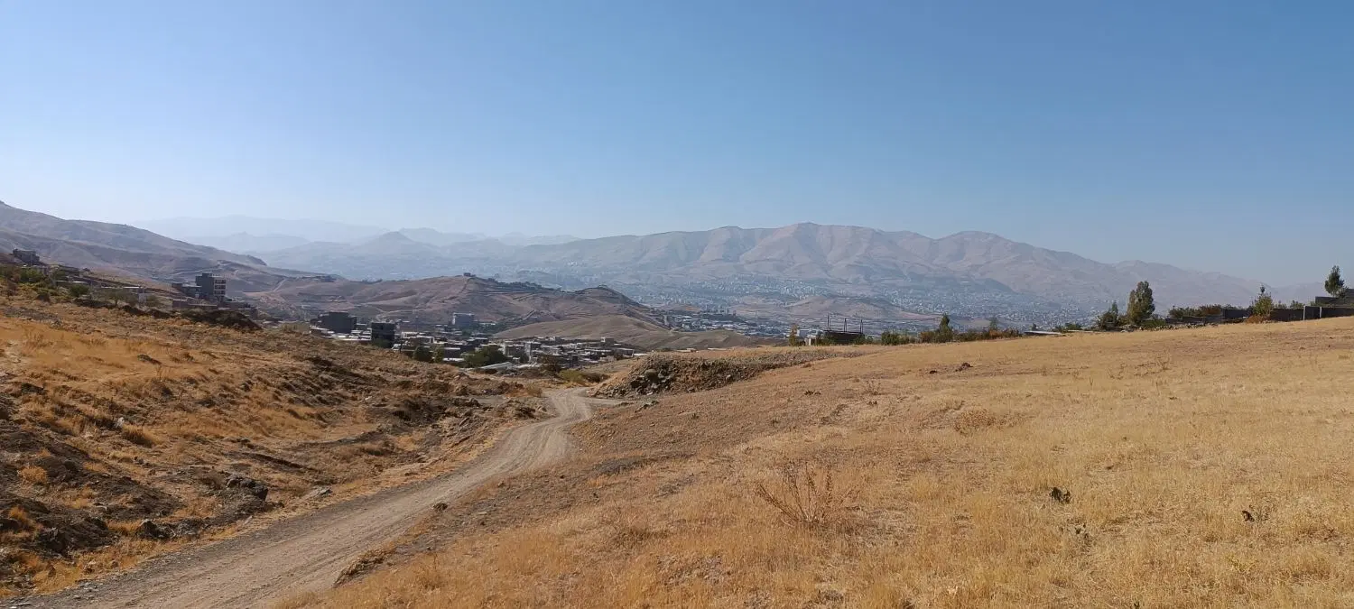 زمین  جهت احداث باغ