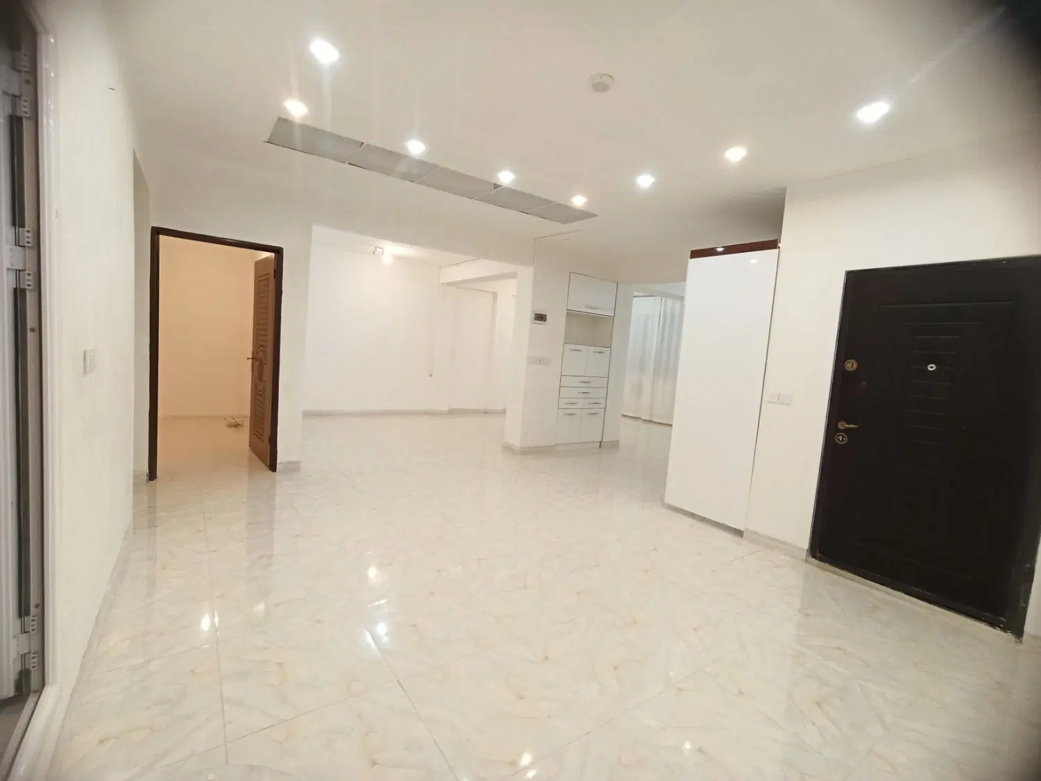 اجاره مسکونی ۱۱۰متر، بدون پارکینگ