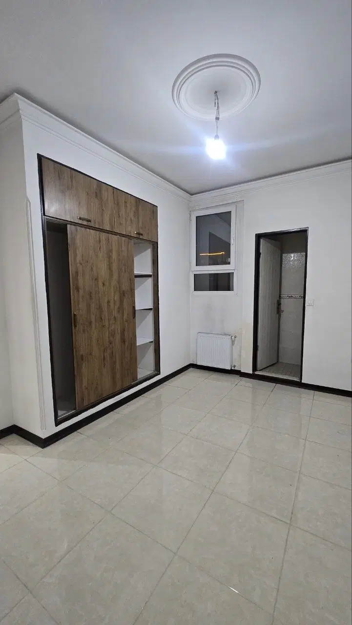آپارتمان تک واحدی ۱۳۰ متری