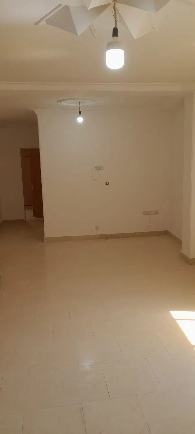 اپارتمان سنددار ۸۰متری درفلکه جهاد شهرک فرهنگیان