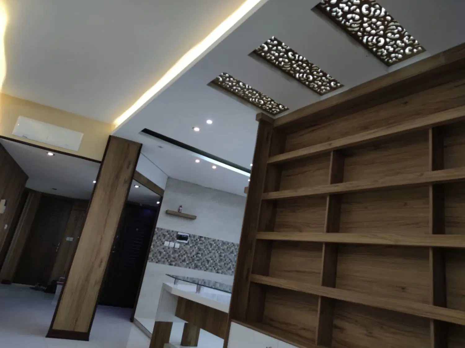 آپارتمان 110متری جنوبی شیک و پراید نور خادمی