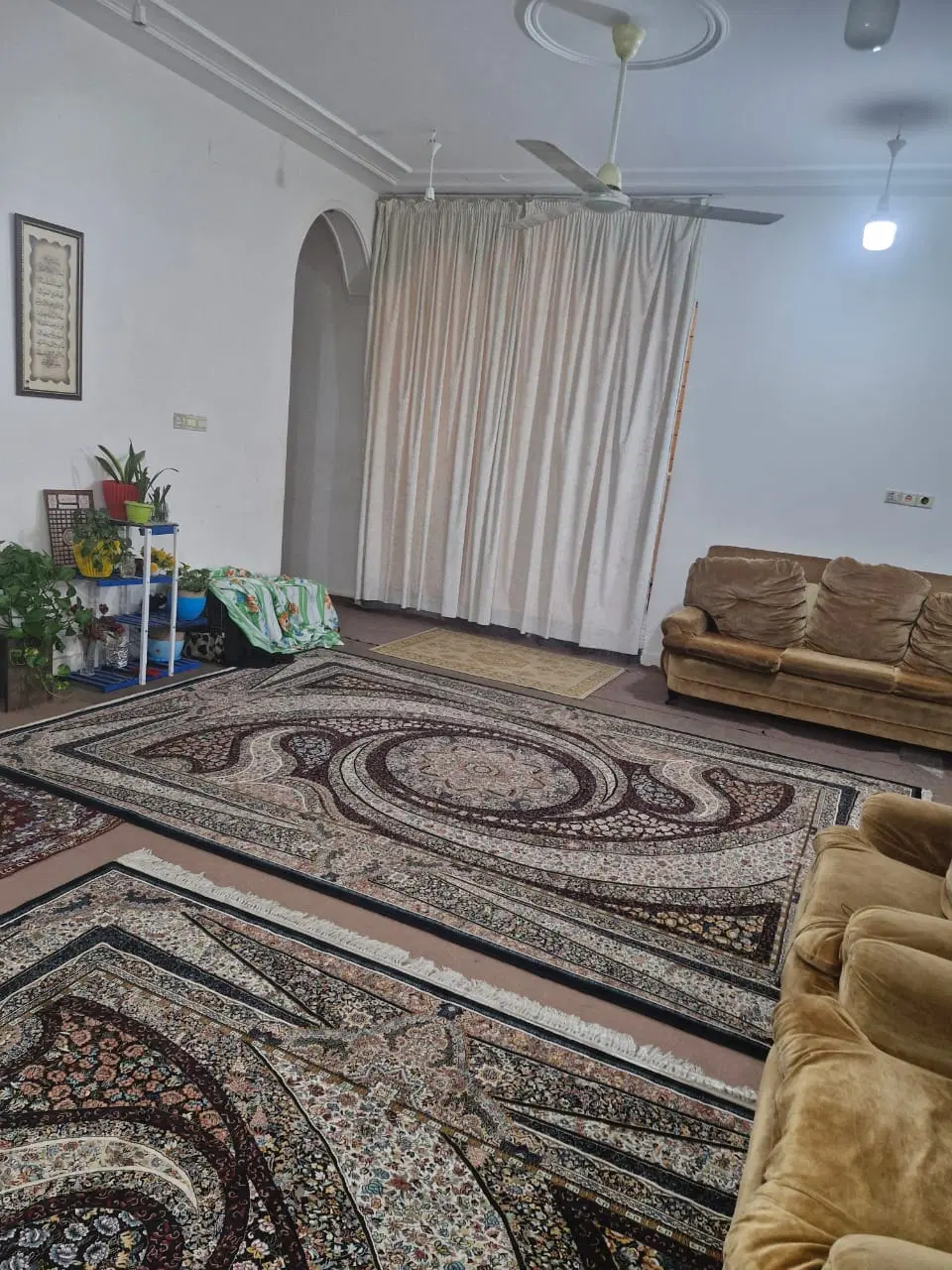 خانه ویلایی 275متری