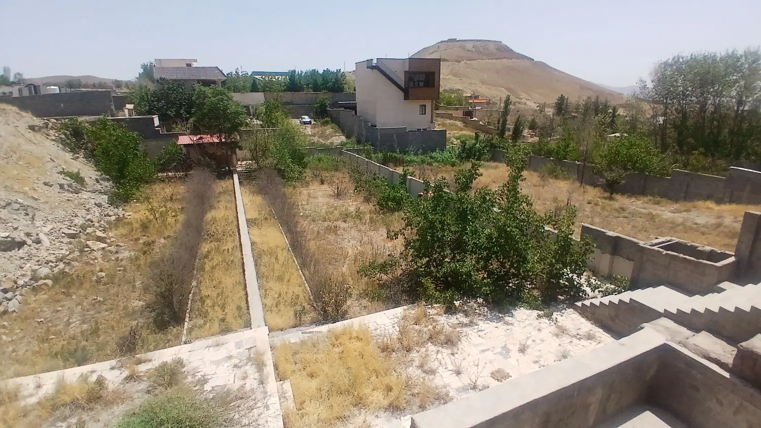 زمین ویلایی ۸۵۰ متری مهرآباد رودهن