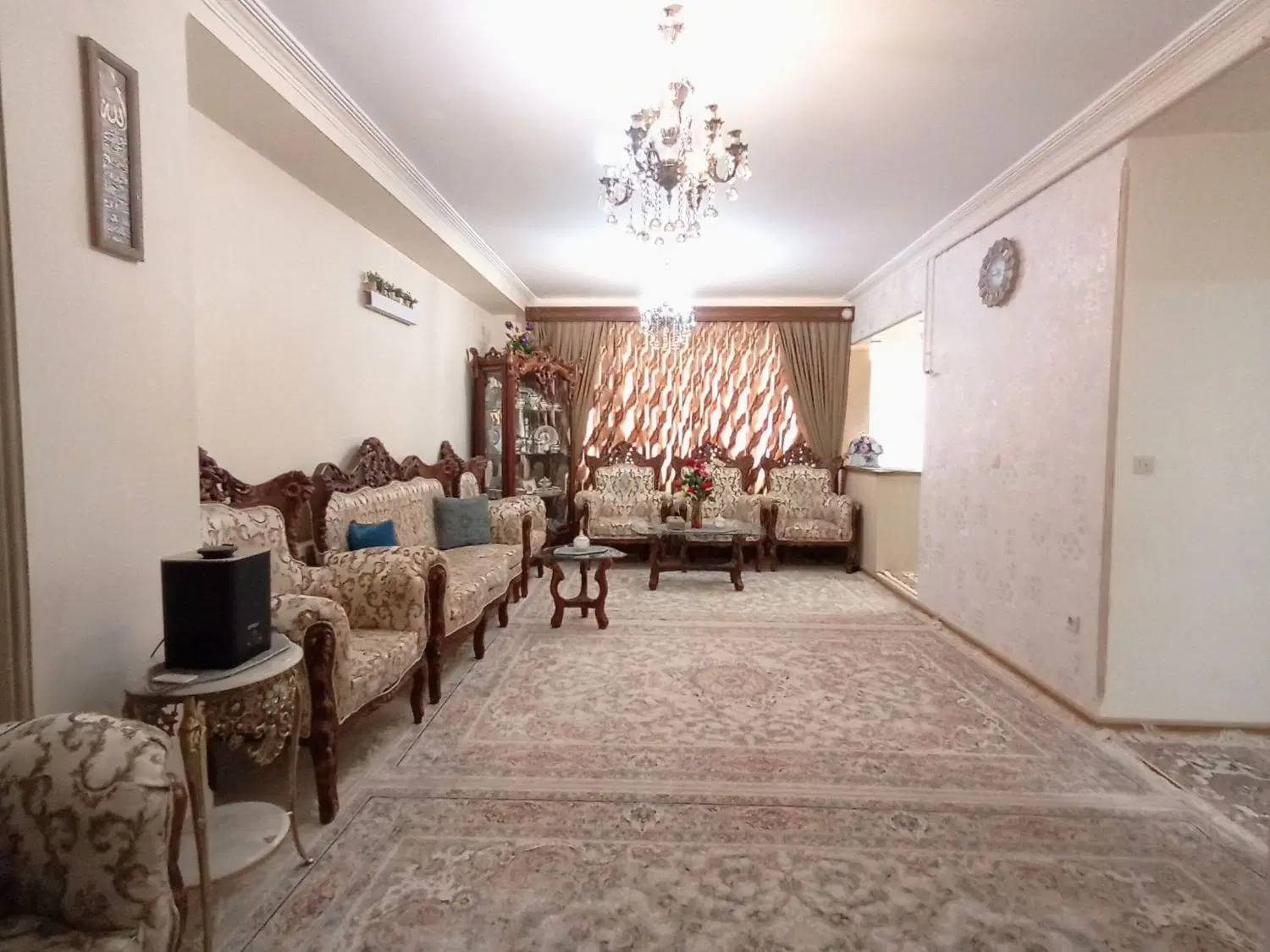 رهن و اجاره واحد در مجتمع زمرد ۱