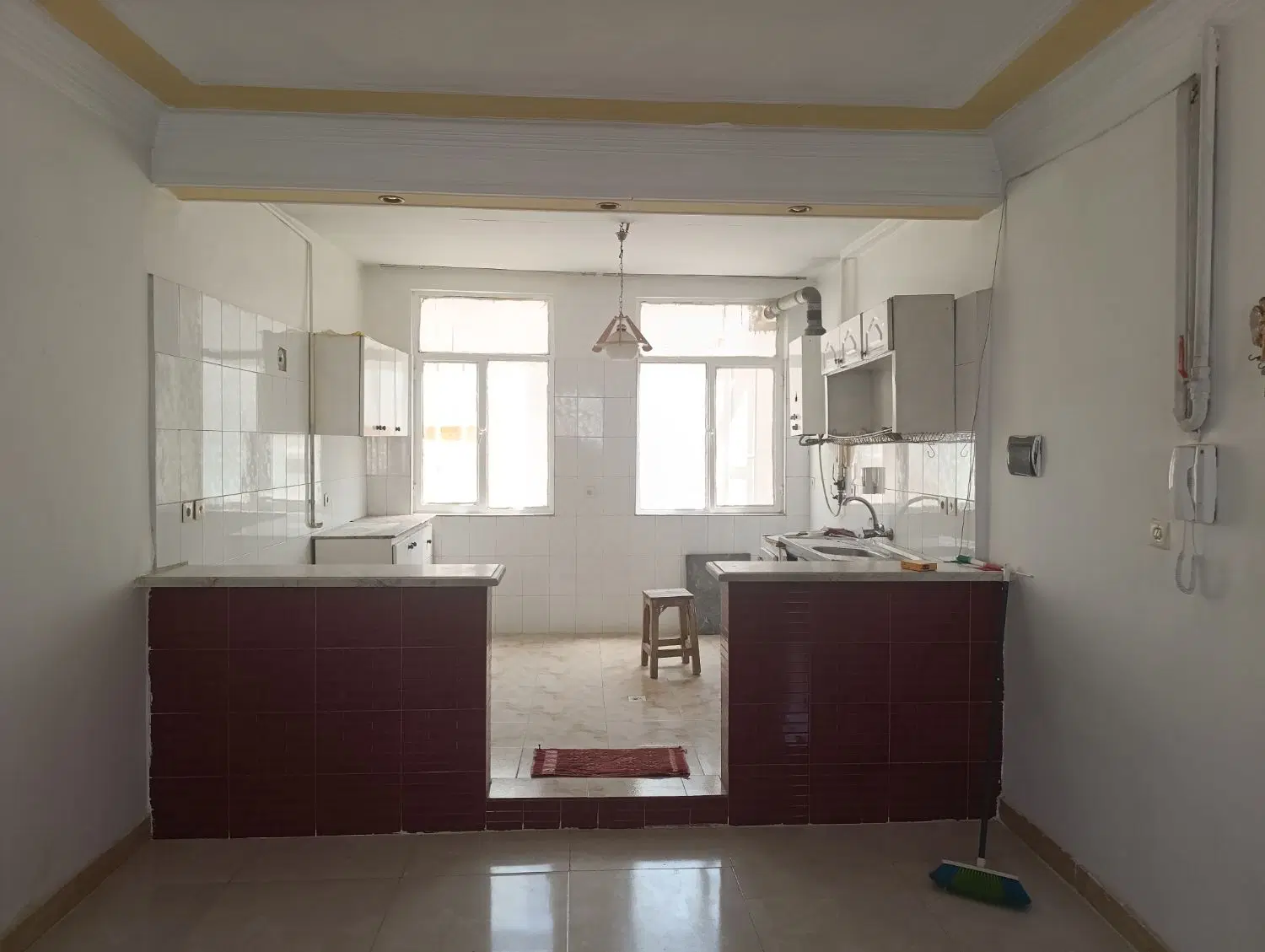 حسن آباد طبقه اول