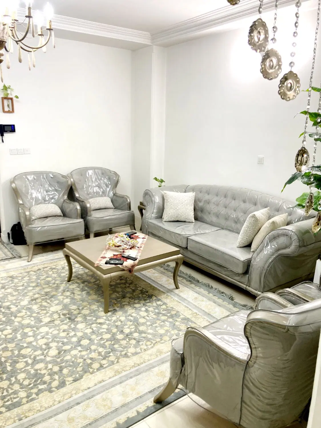 ۷۲ متری تکواحدی جنوبی نزدیک خیابان اصلی قائمیه