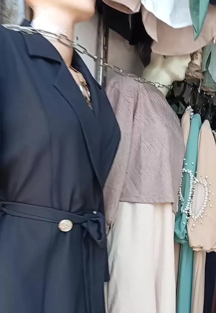 واگذاری یک مغازه با تمامی اجناس و وسایل