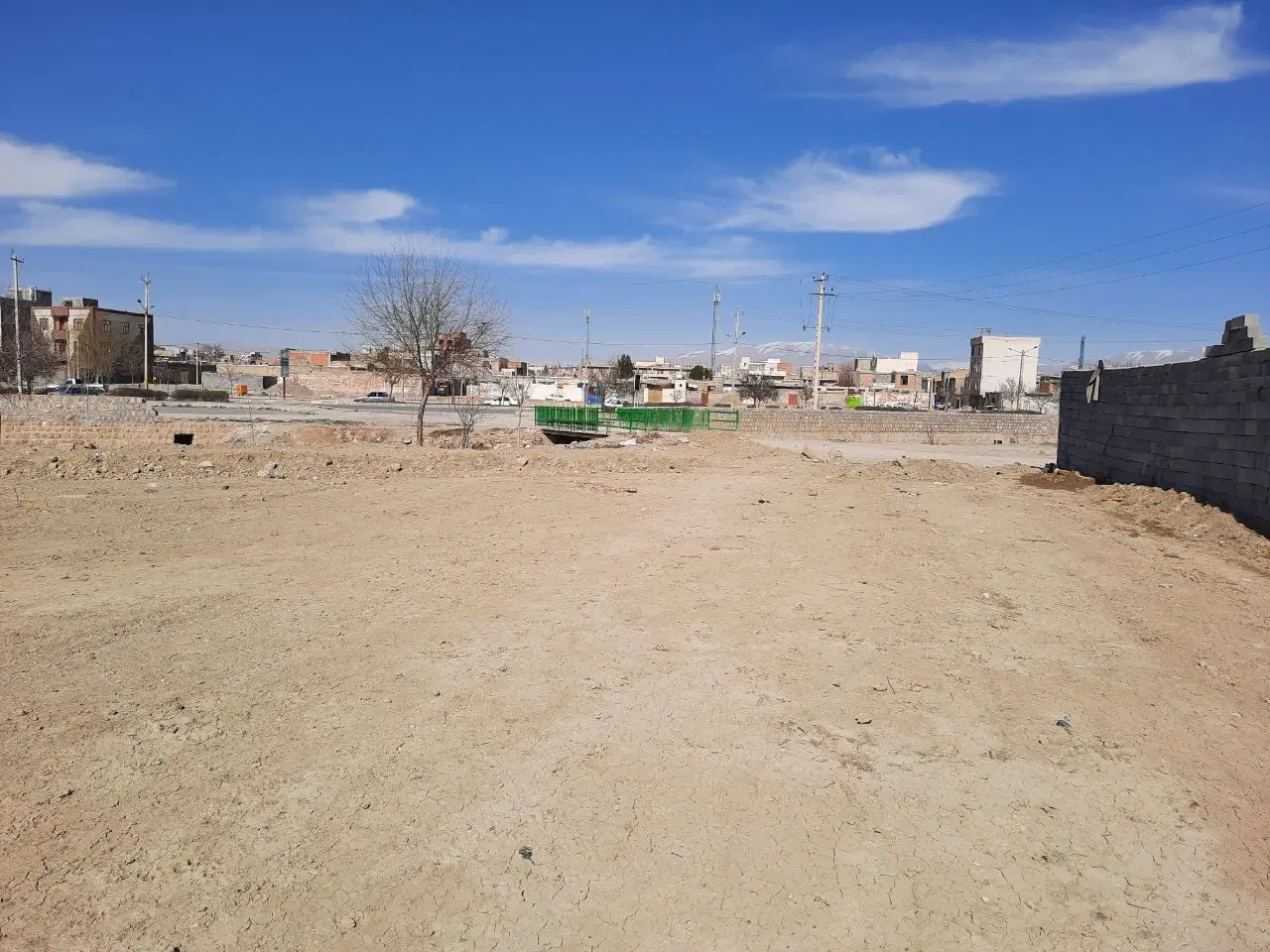 زمین در فلکه کوهنورد ، اول شهرک گوهرشاد