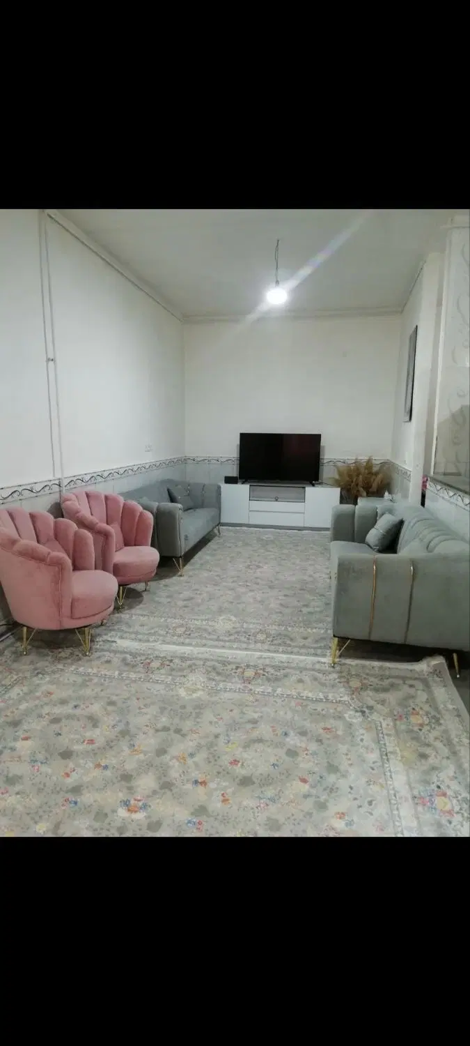 ویلایی 70متر سر خیابان کهریز