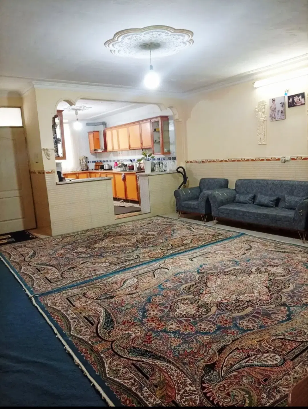 ۷۵متری طبقه چهارم با بالاپشت بام و اتاق ۲۰متر بالا