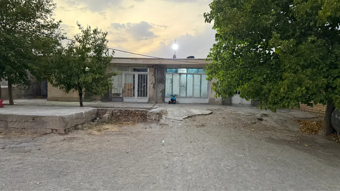 اجاره منزل در باغ (۳اتاق)