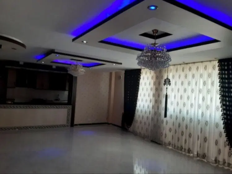 آپارتمان ۱۶۸ متری مهاجران
