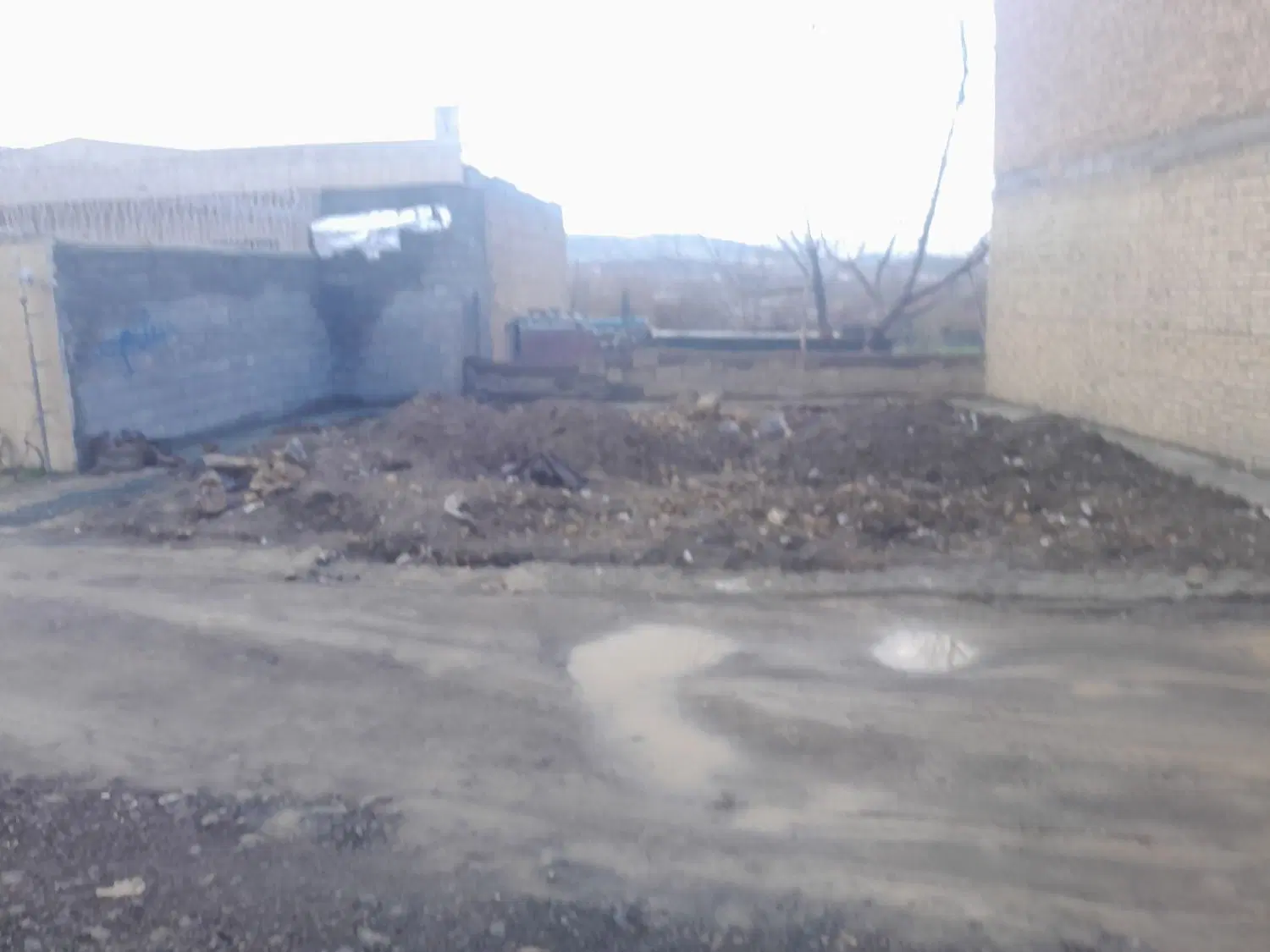 زمین باباریز