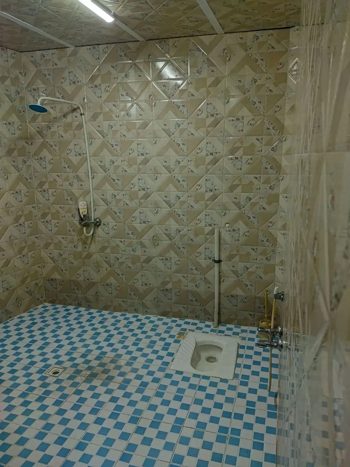 ۱۶۰متر ساختمان یک طبقه لوکس در گوی تپه