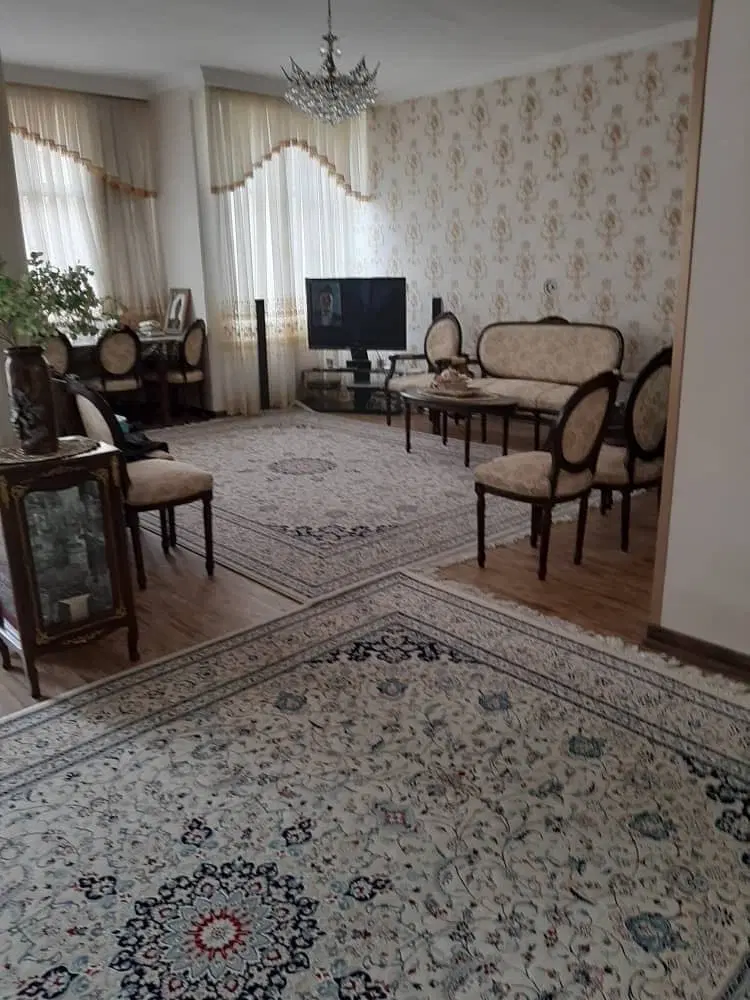 دوطبقه محتشم کاشانی
