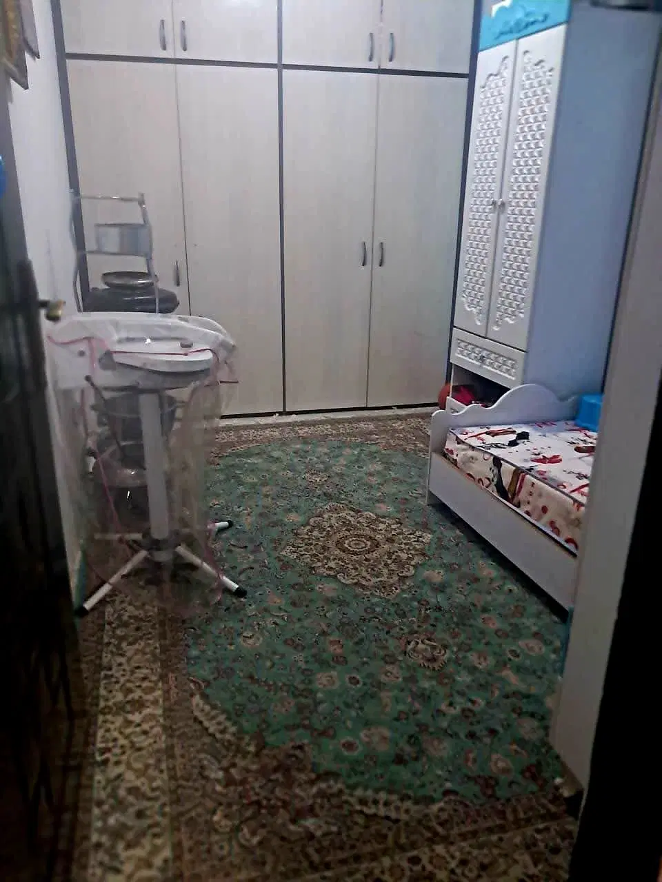 همکف راه جدا راستان