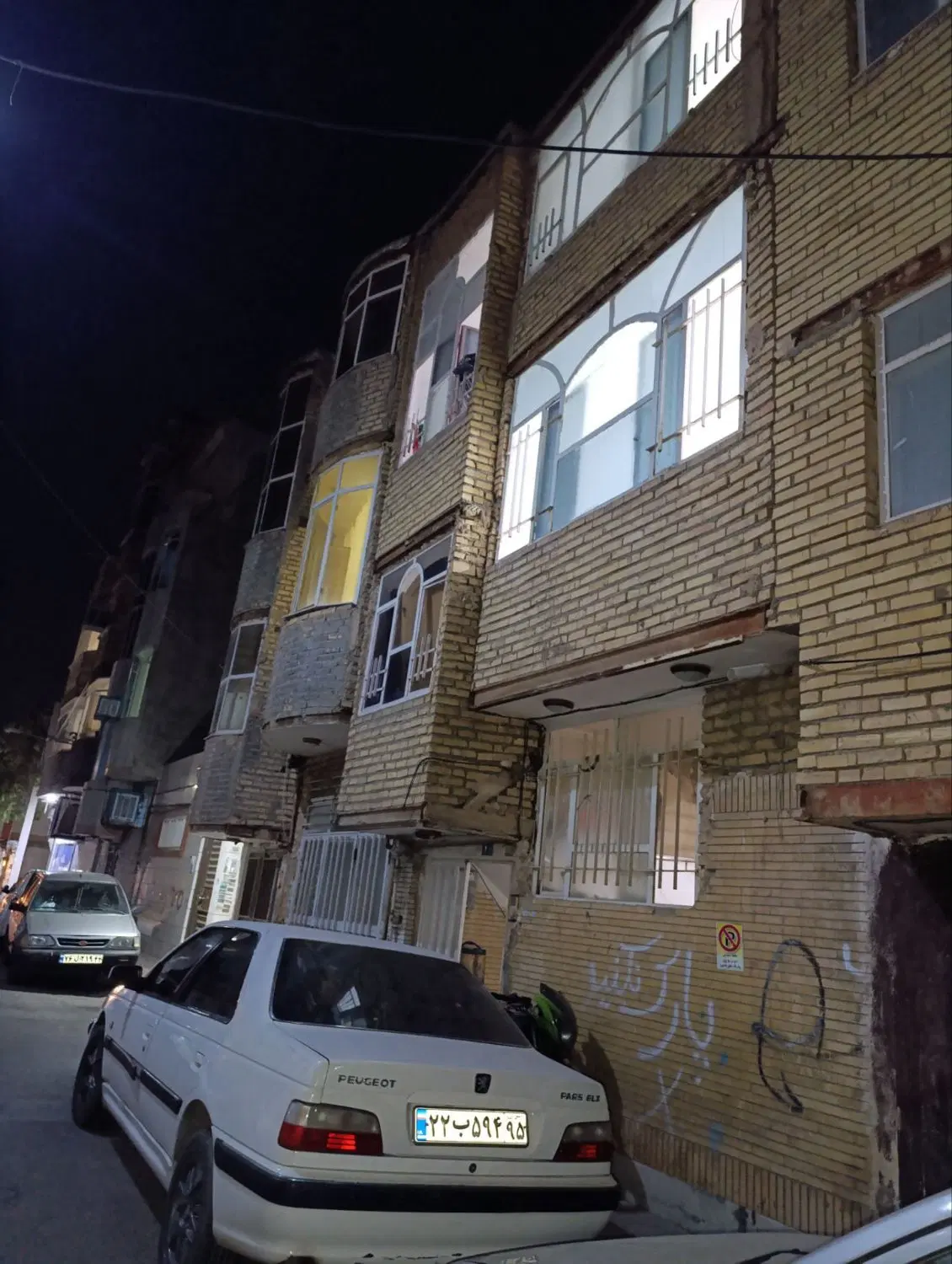 خانه ویلایی ۳ طبقه طبرسی شمالی ۱ بهترین لوکیشن