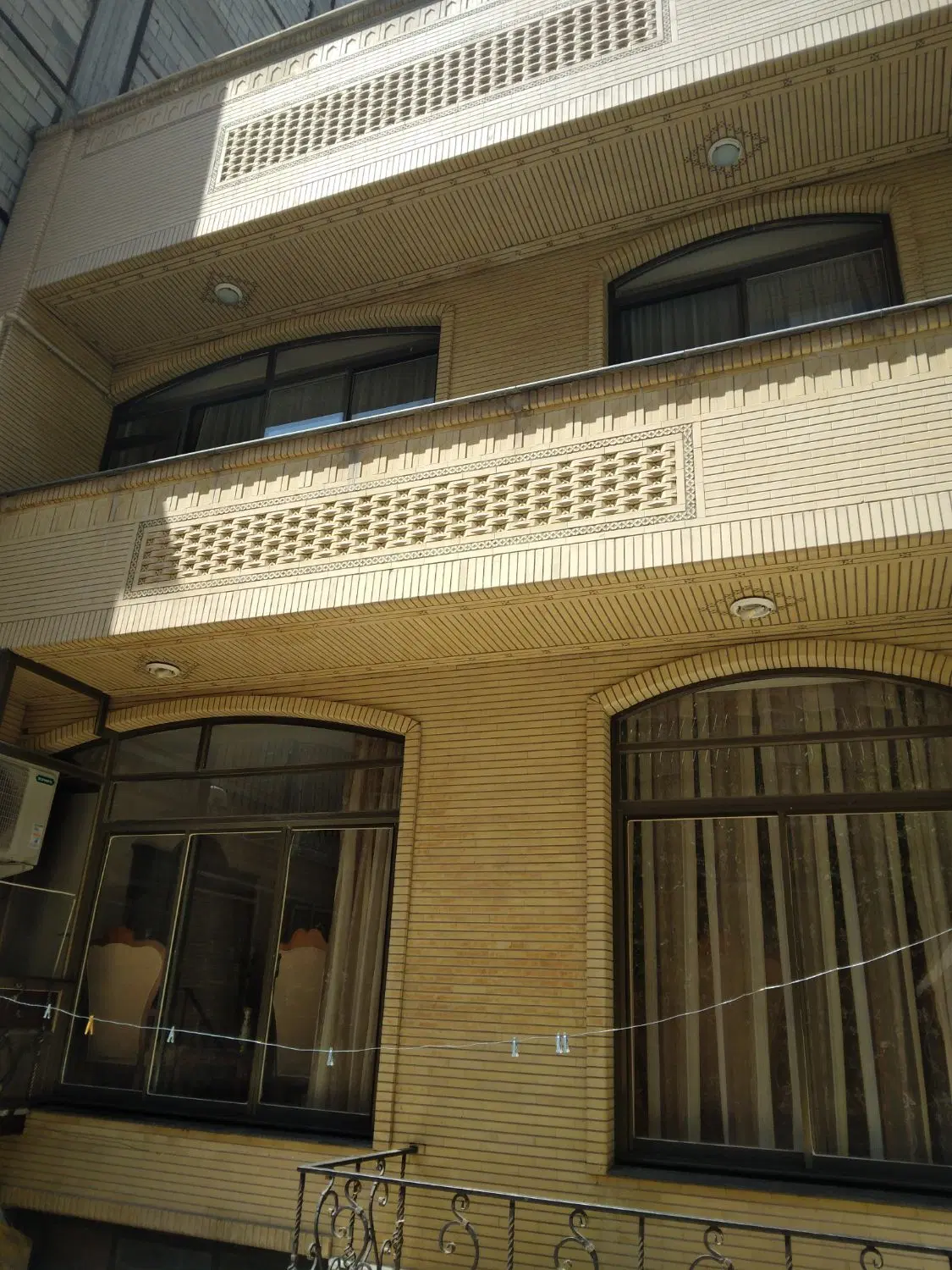 فروش خانه ویلایی درشهرک پرواز
