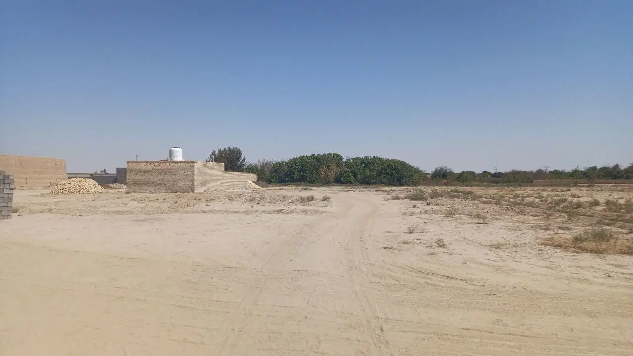 زمین به متراژ ۱۲۰