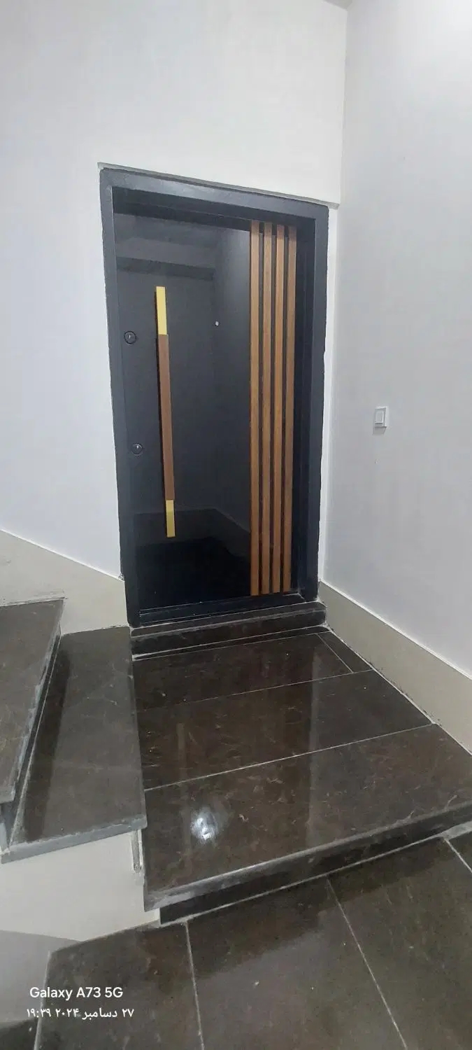 آپارتمان تک واحدی