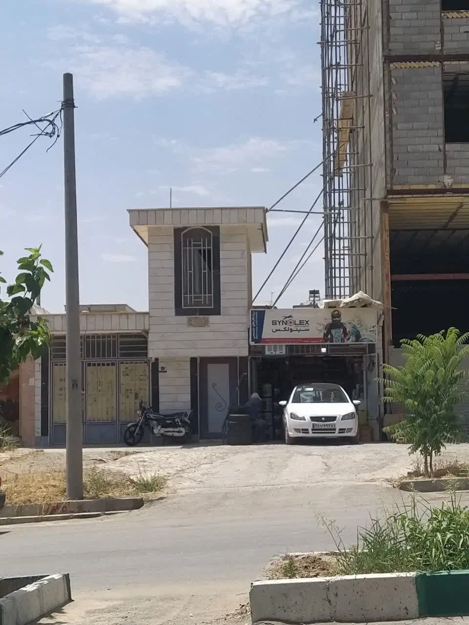 خانه مسکونی و تجاری، مناسب ساخت آپارتمان