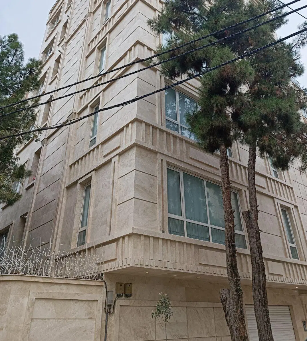 ۱۱۰متر_سر دونبش_فول امکانات_متریال هتلی
