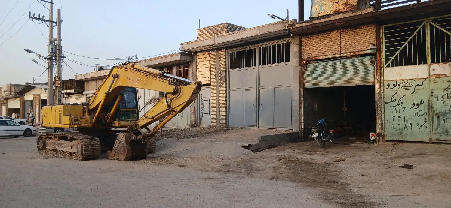 اجاره گاراژ۱۵۰متری( شهرک مزاحم)