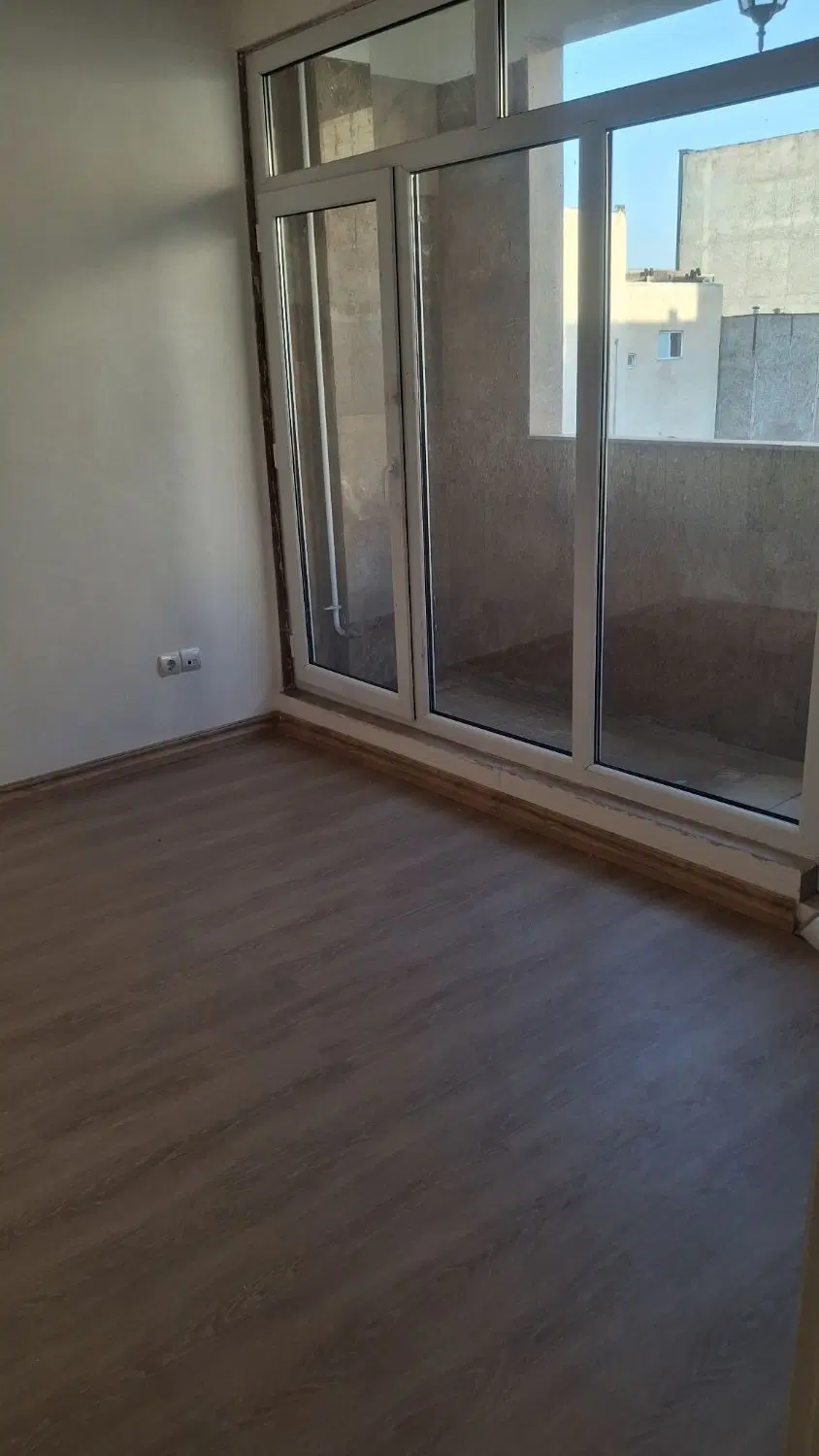 فروش آپارتمان ۱۳۵ متری۳خوابه کوچه باغ