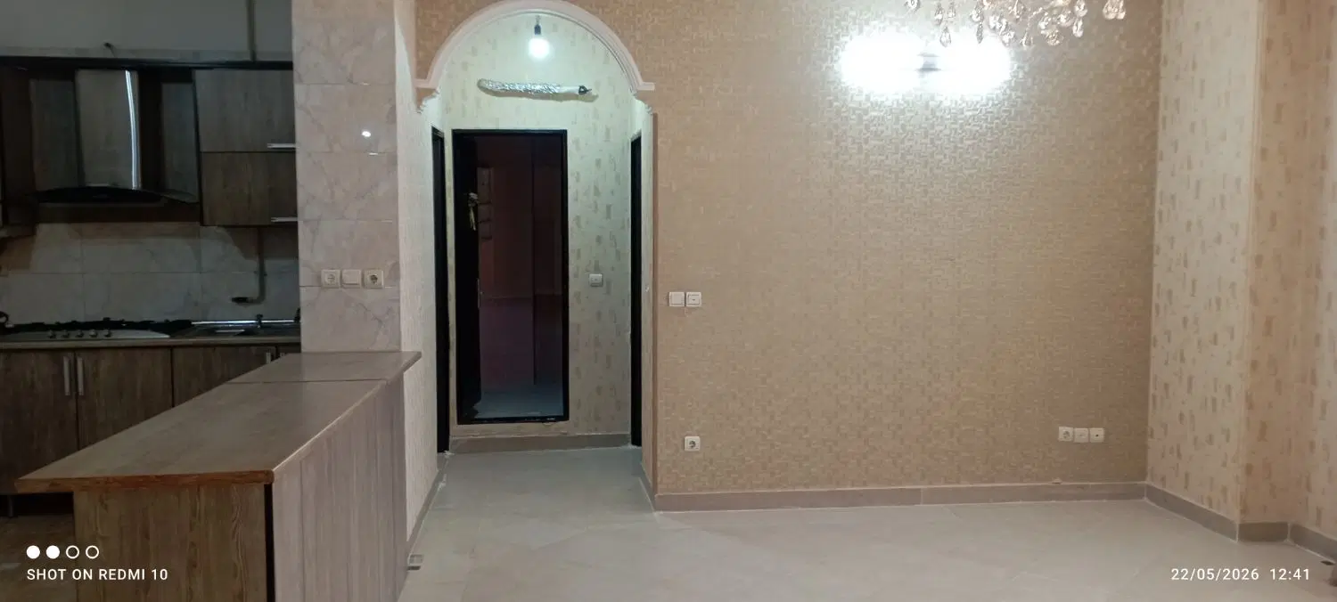 آپارتمان ستاره شرق