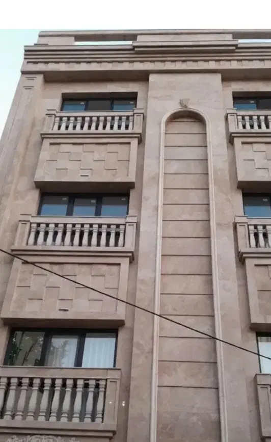 همخونه مجرد