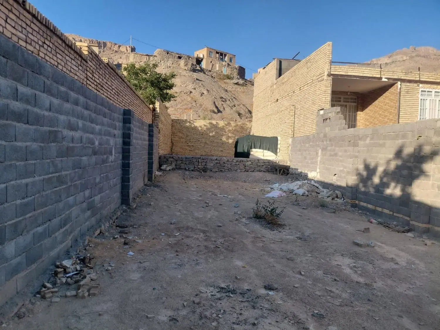 زمین ۲۶۰متری در روستای ابقد درزآب