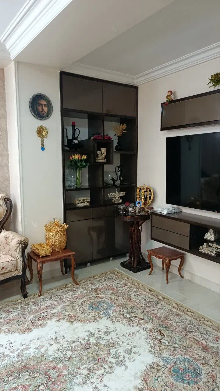 آپارتمان۱۰۲متری ملاقاتی۴