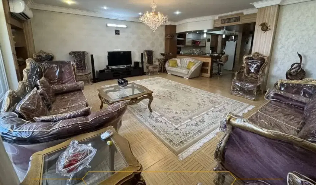 فروش آپارتمان دو خوابه_جنوبی_ خیابان آبشار