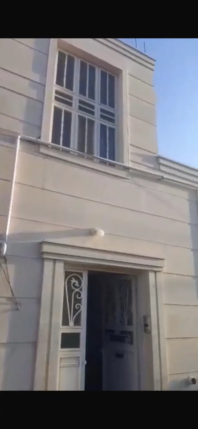 منزل دوبلکس به متراژ ۲۰۰متر سند تک برگ