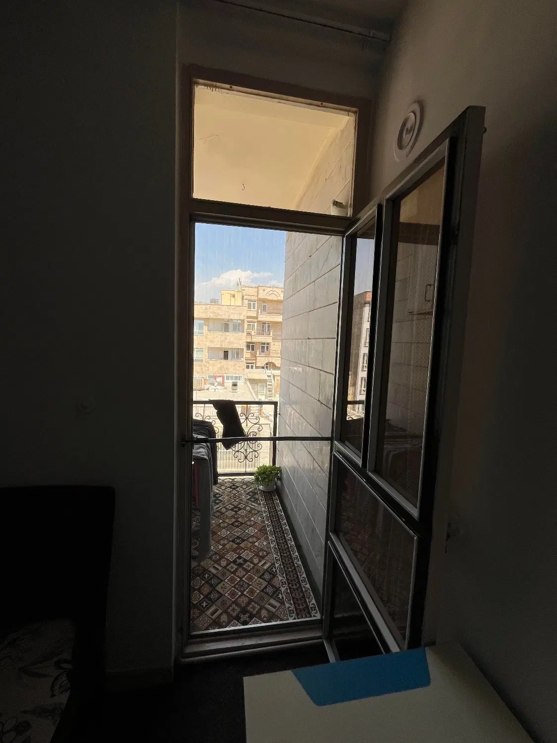 واحد 78 متری قلب خیابان بهار