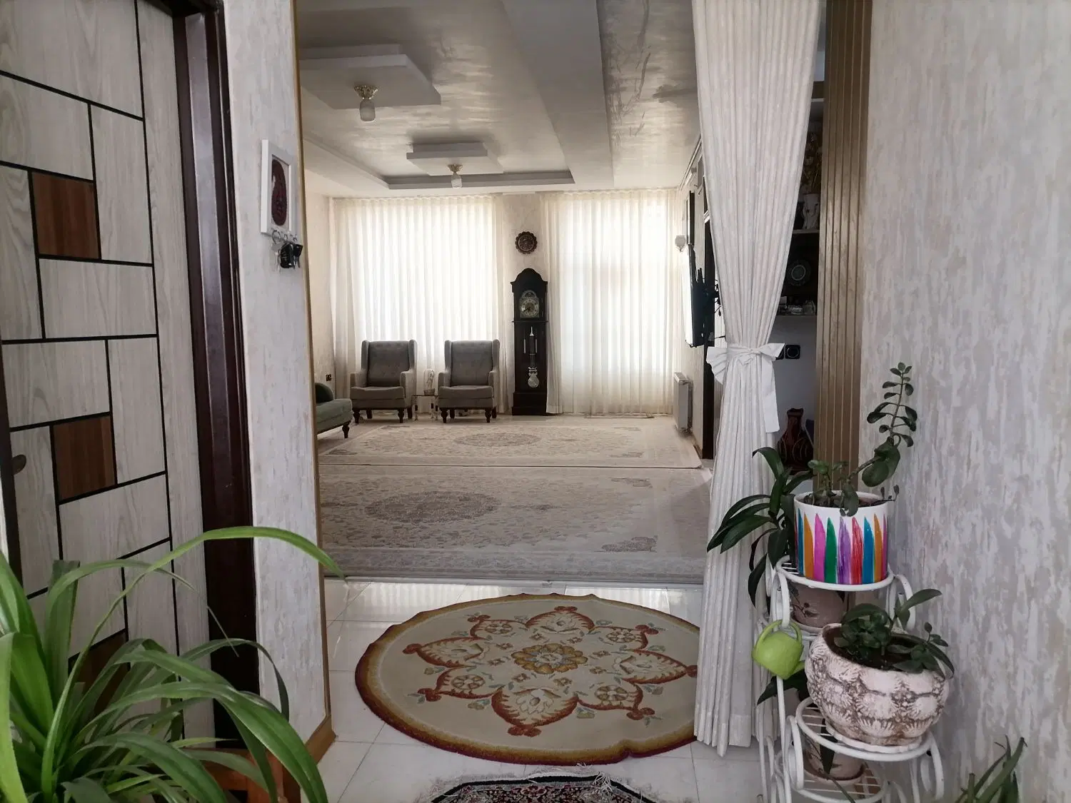 خانه تجاری و مسکونی سه واحد 16قصب