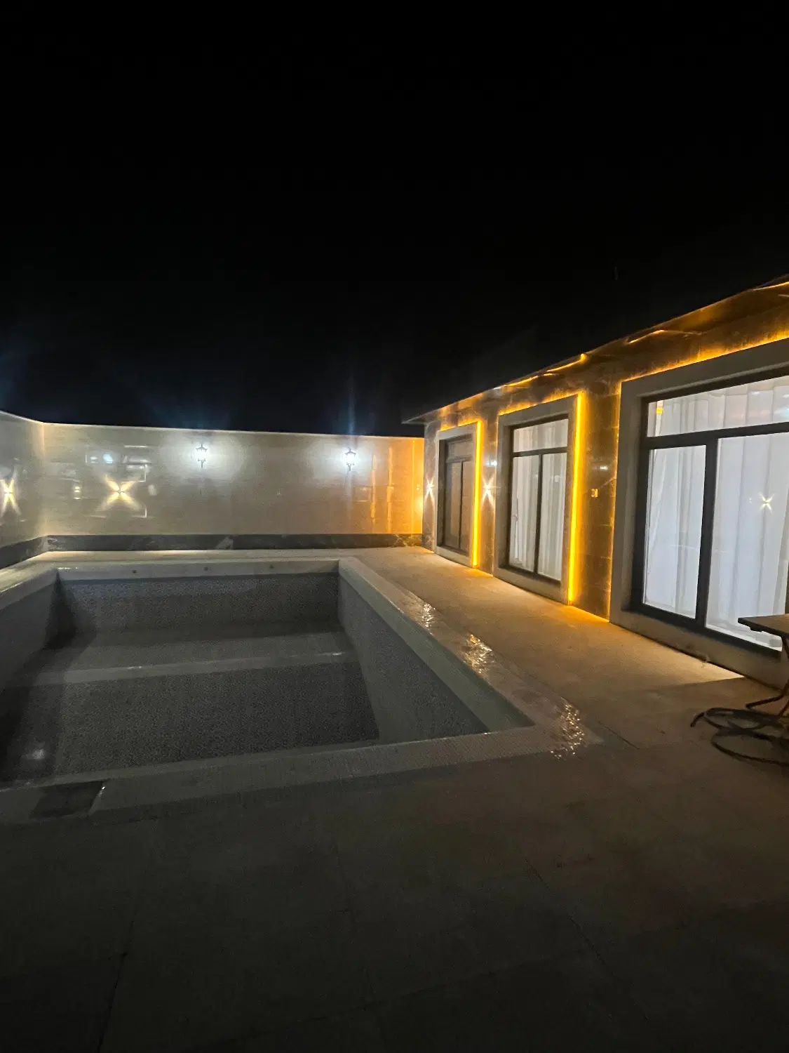 باغ زیبا جاده فیلستان به پویینک