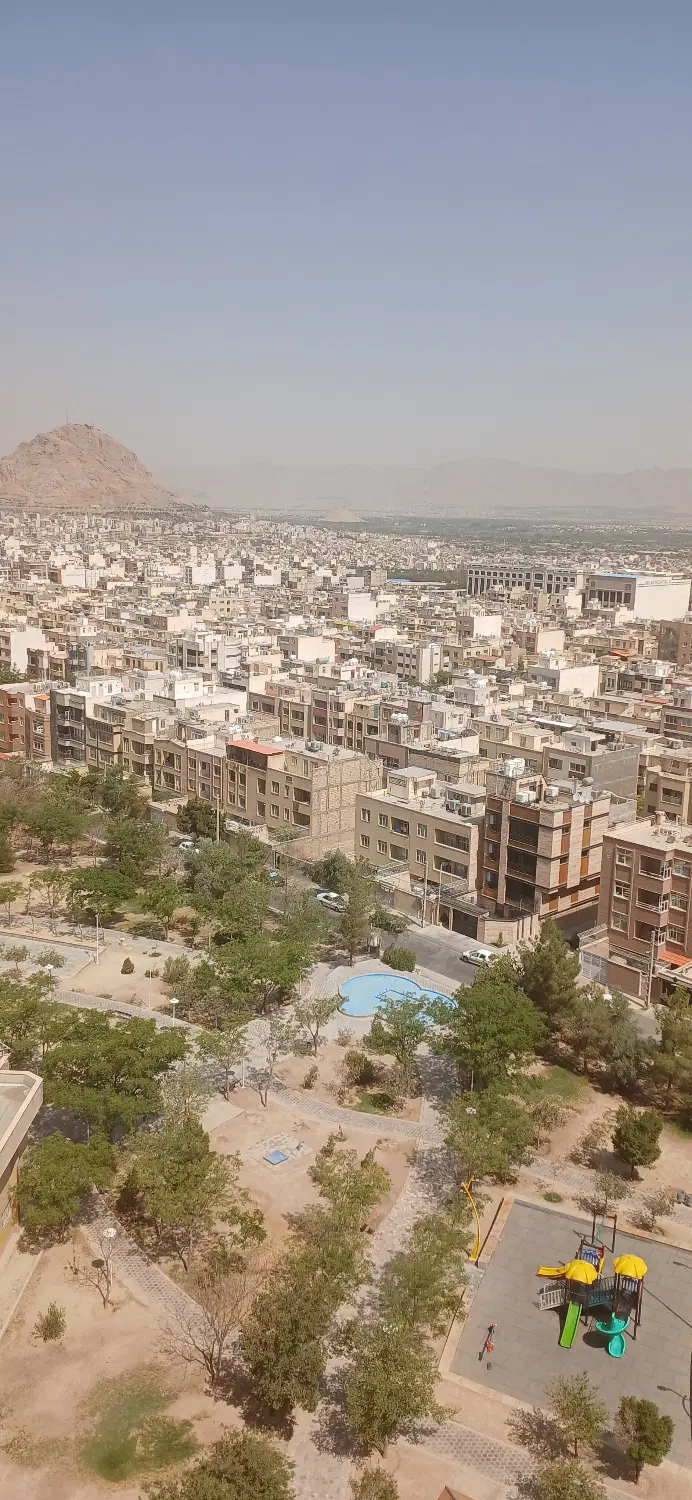 آپارتمان ۱۳۷ متری ۳ خواب ویوی ابدی