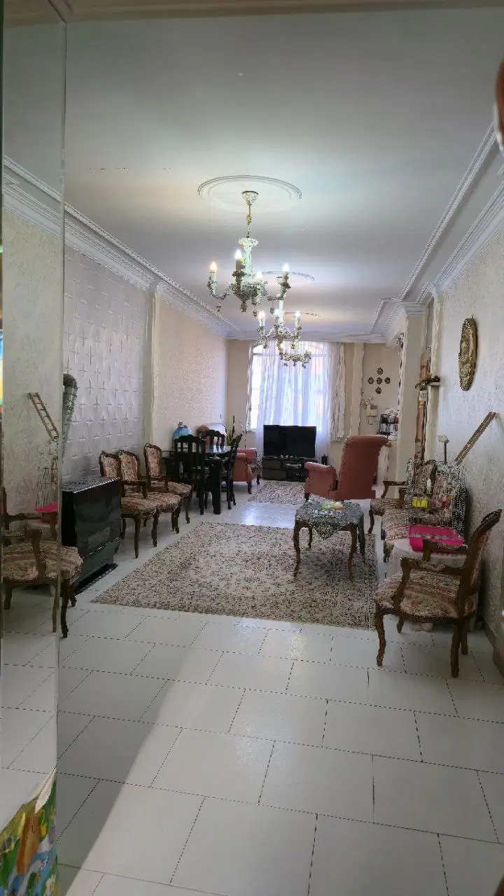 آپارتمان ۸۰ متری تک واحدی میدان شهدا
