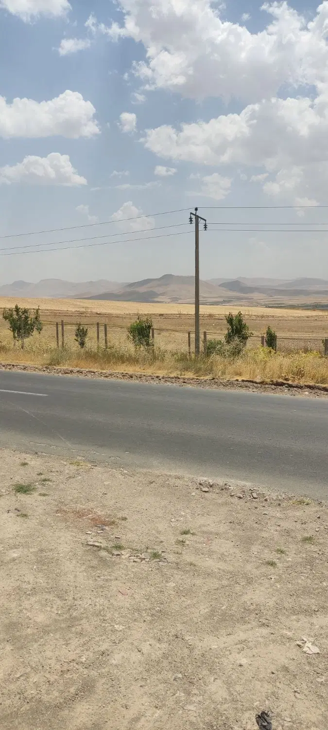 خانه باغ بر روی جاده جمبوغه