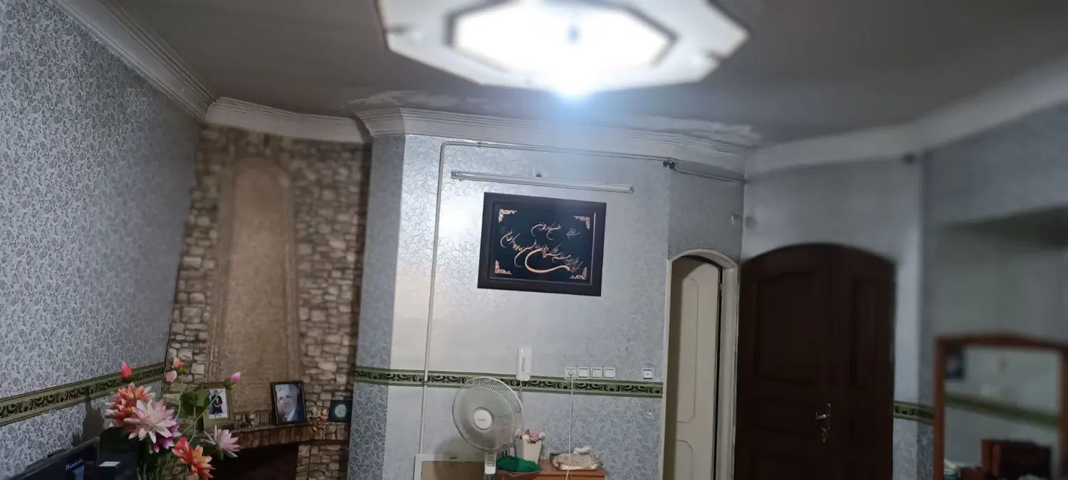 اجاره آپارتمان ۸۰ متری طبقه اول چهار راه هنرور ۲۰