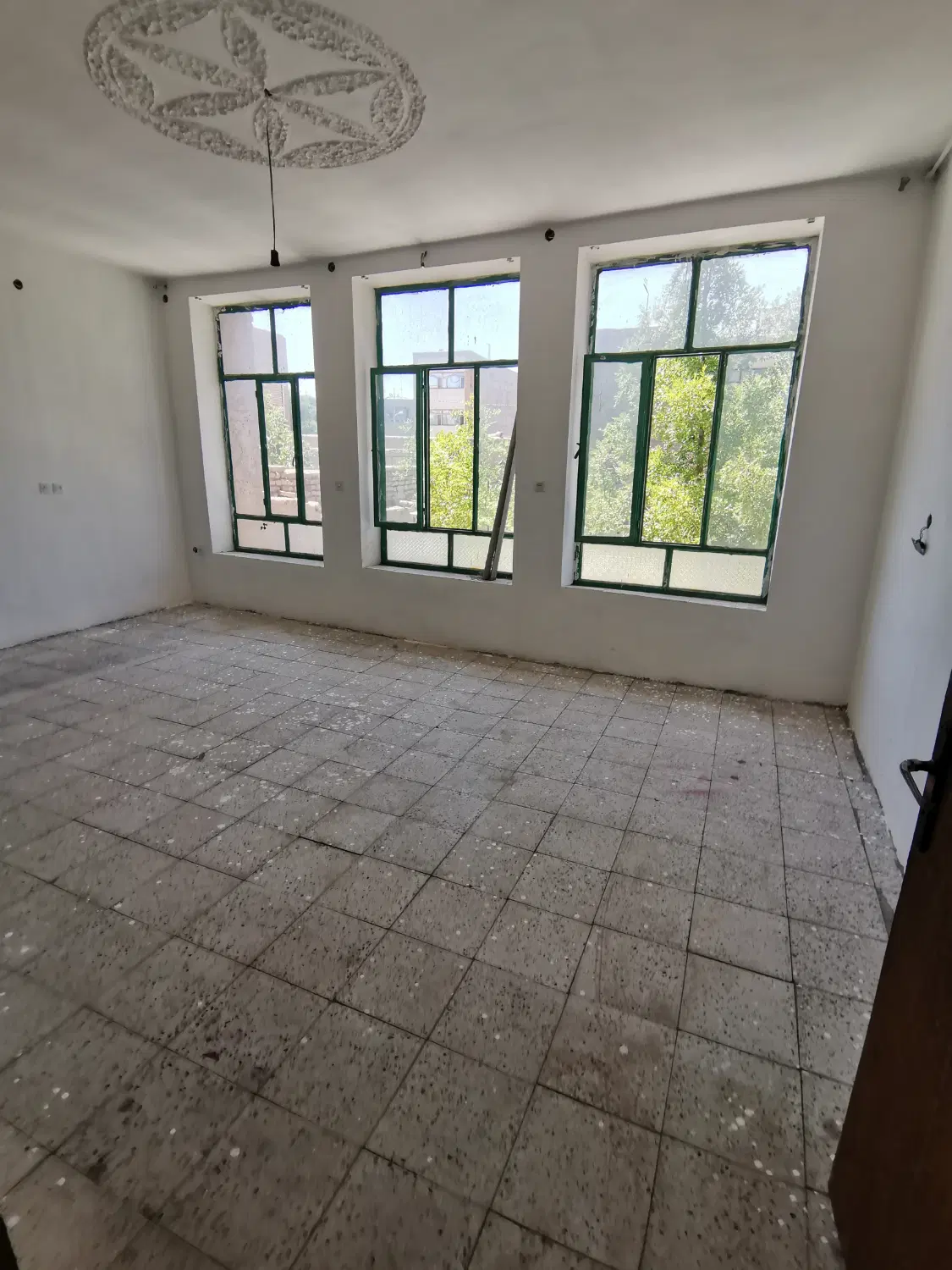 دربست ، طبقه ، آپارتمان (اجاره ای)