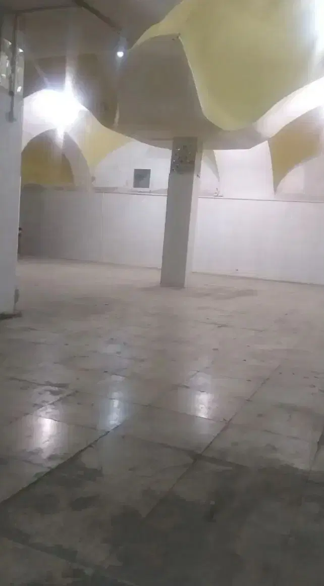 اجاره فوری مغازه و زیرزمین انبار در پانزده خرداد