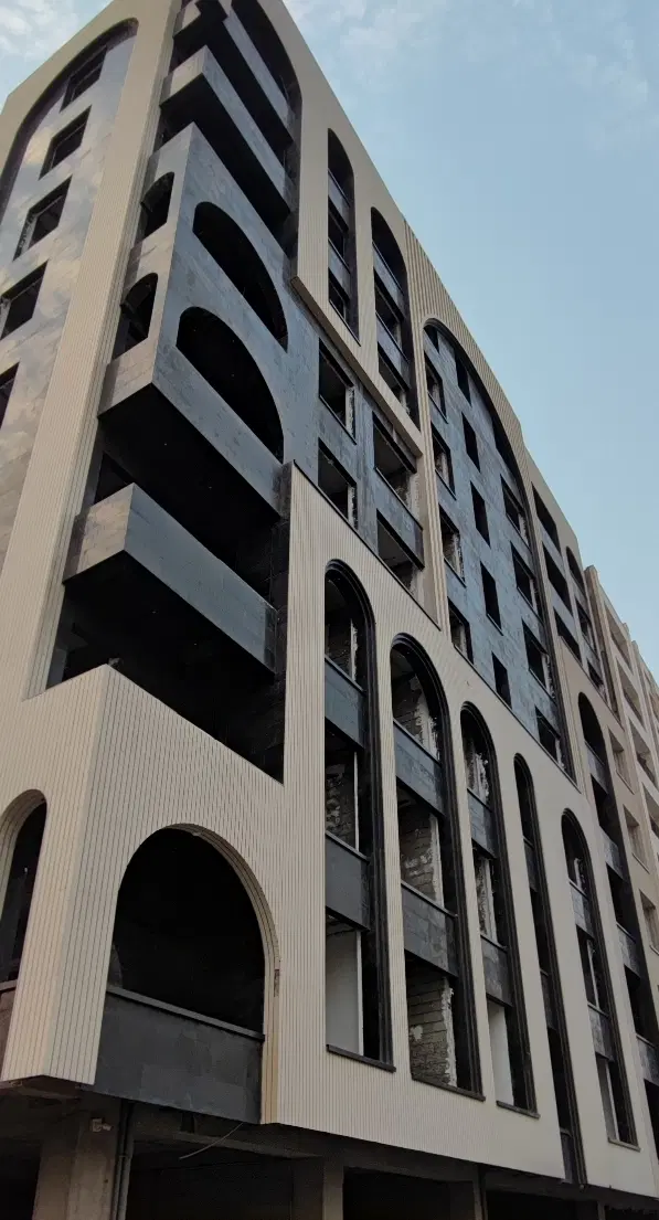 فروش سه خواب خیابان دانشگاه