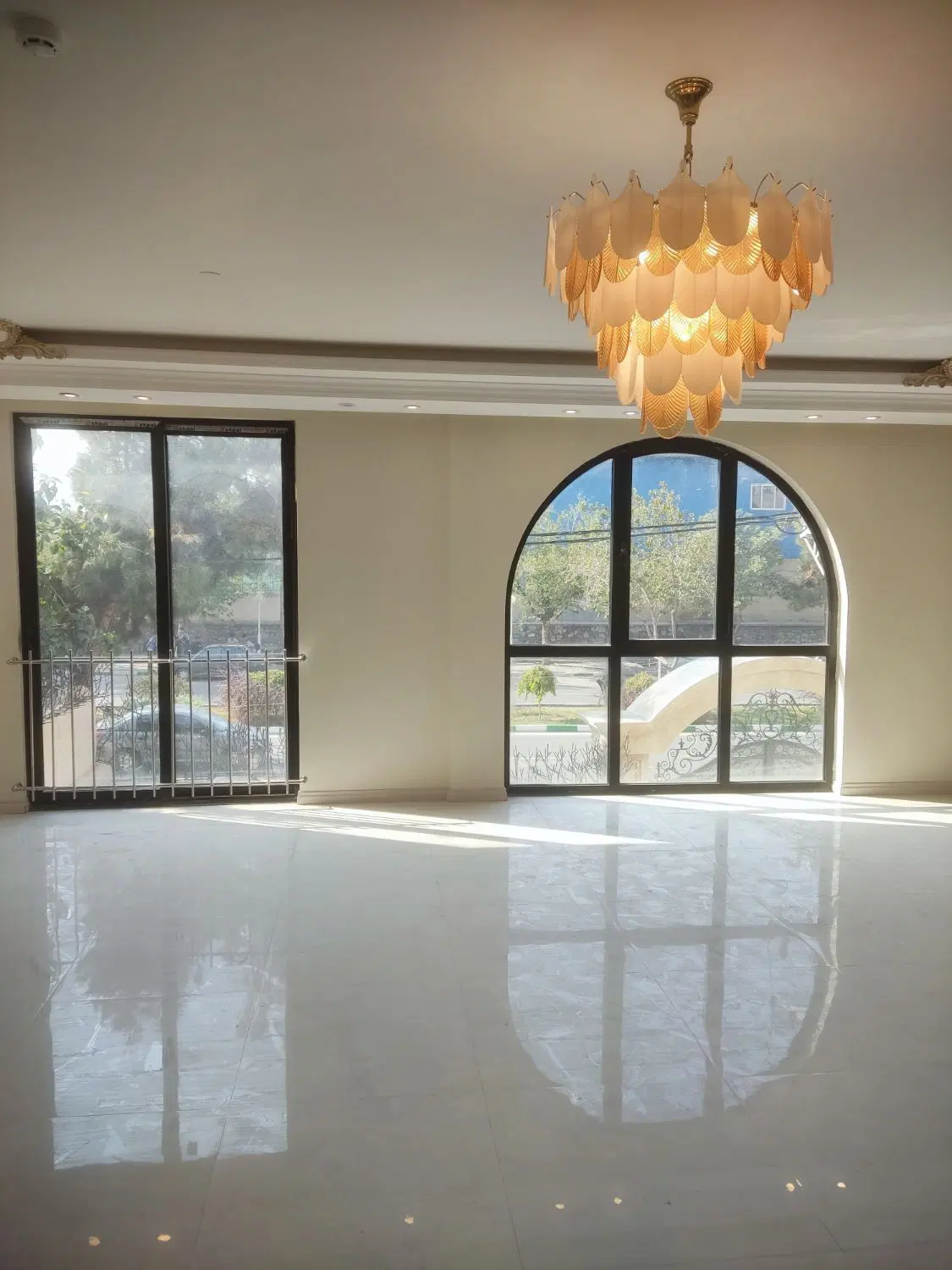 آپارتمان ۱۷۵ متر سه خواب صفر خیابان بهشتی