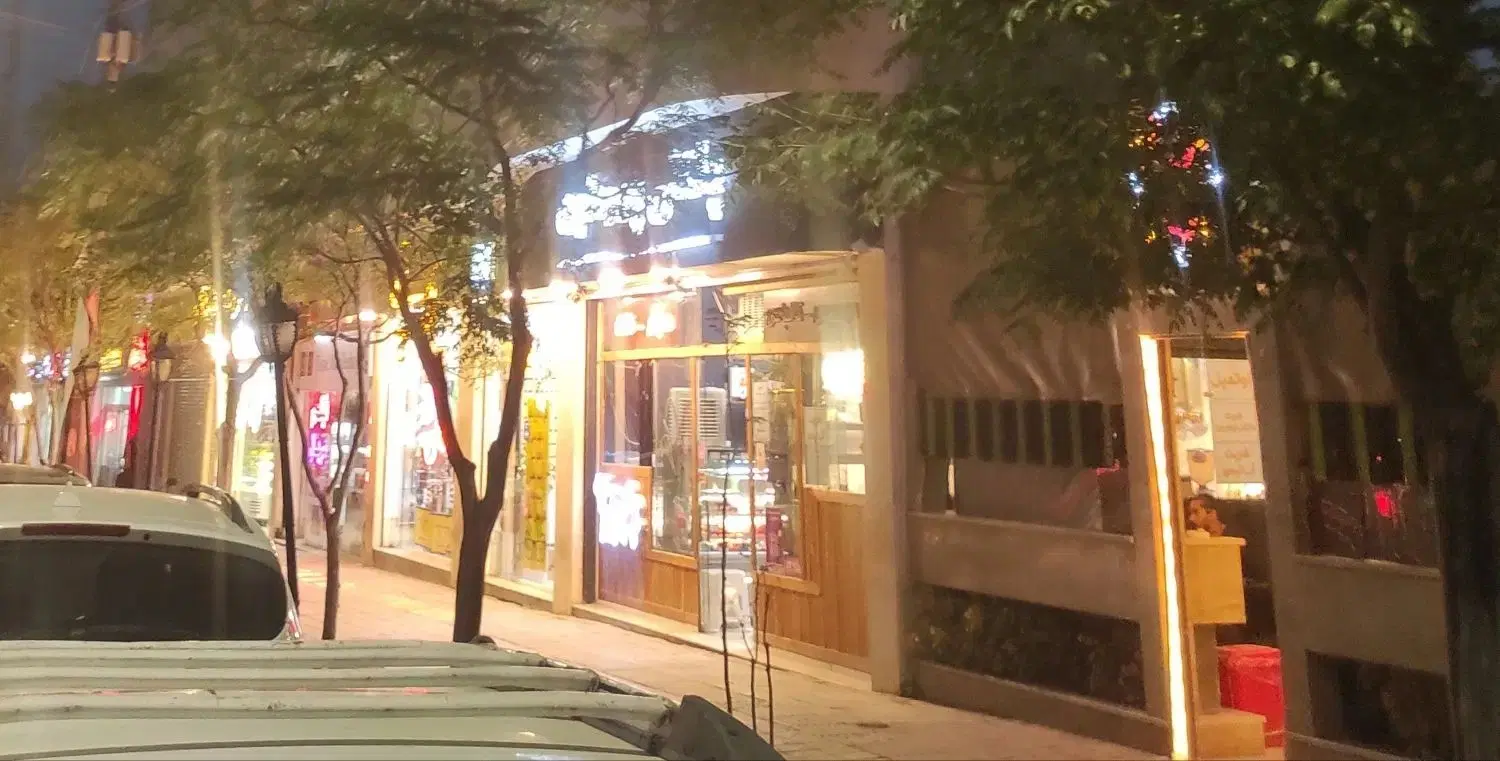 مغازه ۳۴ متری حاشیه محمدیه فول